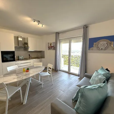 La Meridiana Apartment *