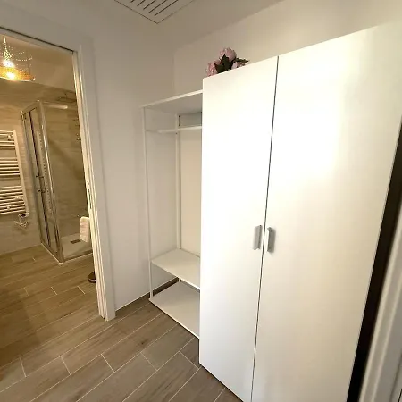 La Meridiana Apartment *